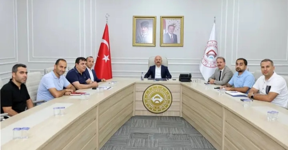 EĞİTİM YATIRIMLARI MASAYA YATIRILDI 